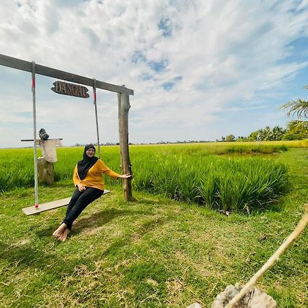 Dangau Sala D'Kontena อลอร์สตาร์ ภายนอก รูปภาพ
