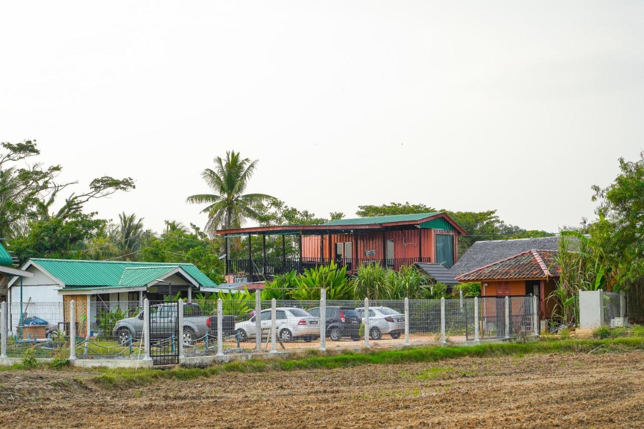 Dangau Sala D'Kontena อลอร์สตาร์ ภายนอก รูปภาพ