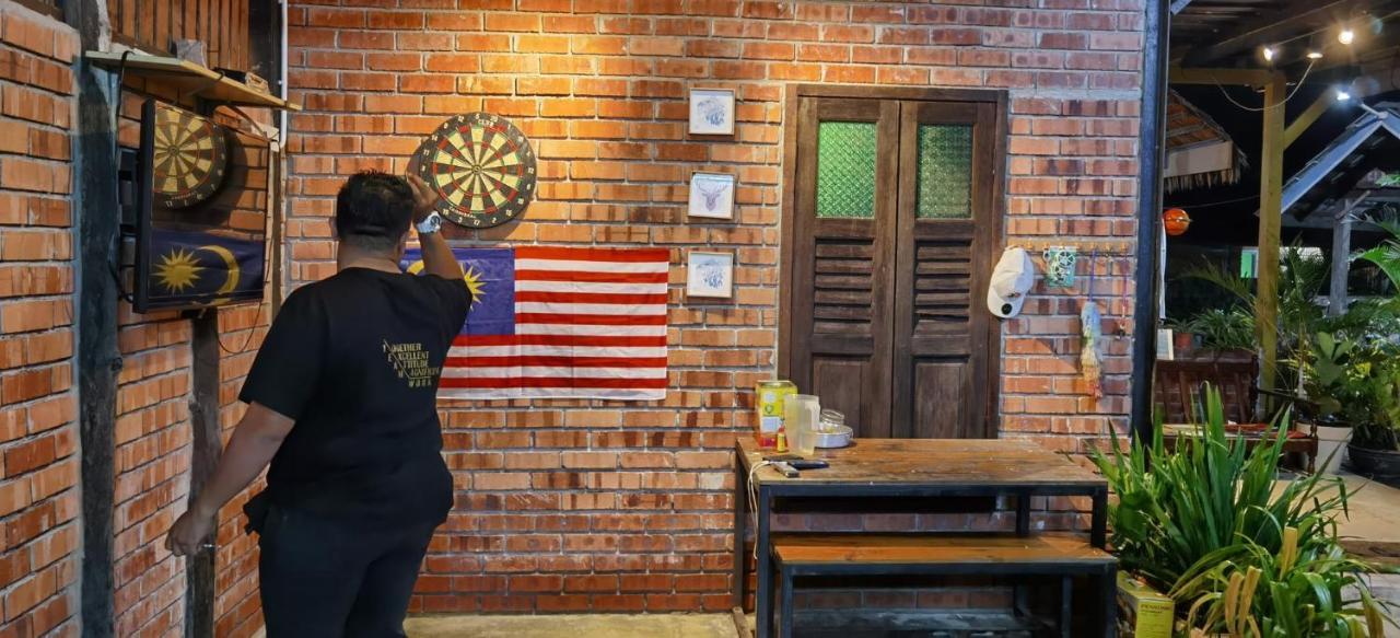 Dangau Sala D'Kontena อลอร์สตาร์ ภายนอก รูปภาพ