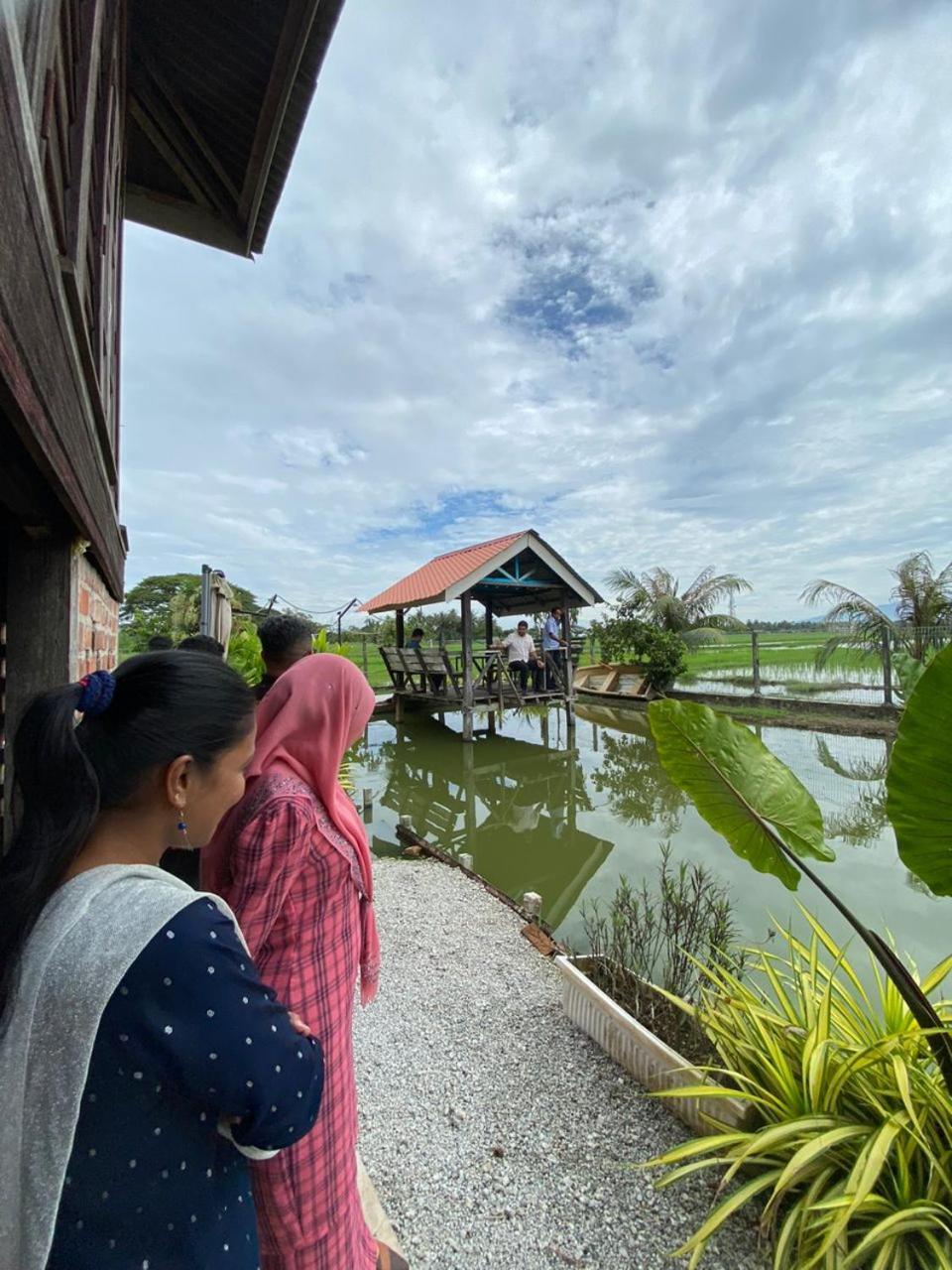 Dangau Sala D'Kontena อลอร์สตาร์ ภายนอก รูปภาพ
