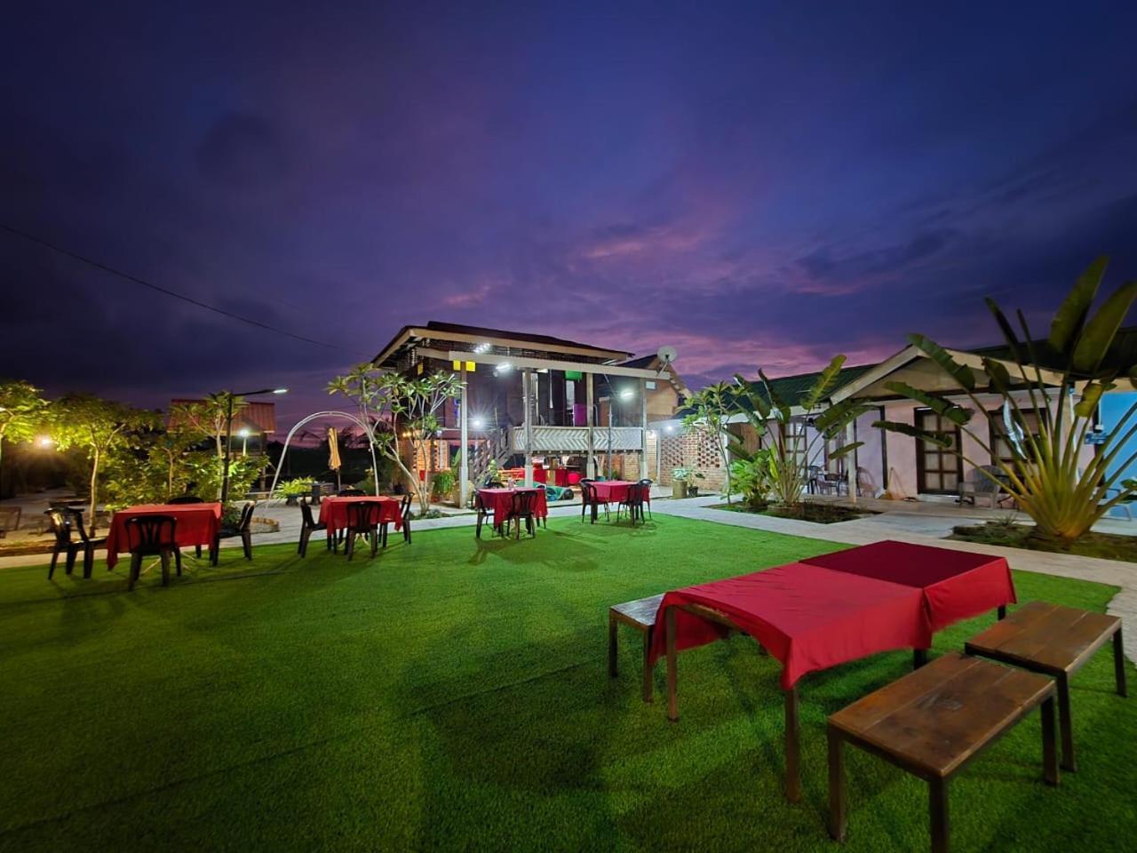 Dangau Sala D'Kontena อลอร์สตาร์ ภายนอก รูปภาพ